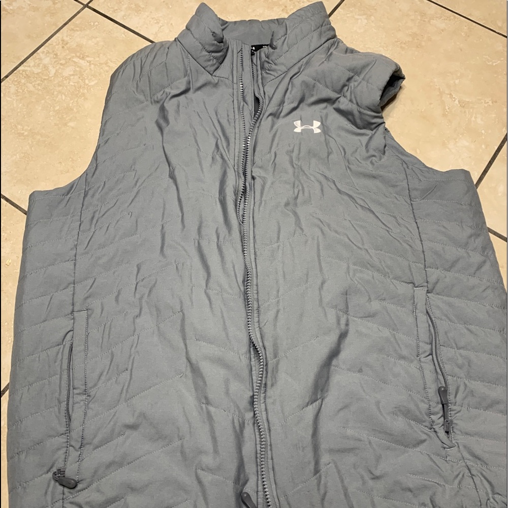 COPY - Under Armour Puffer xxl